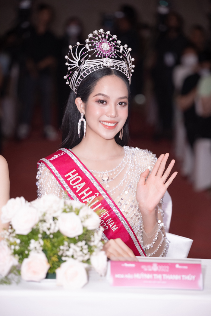 Cong khai nang nguc khien Thanh Thuy khong the thay Y Nhi thi Miss World?-Hinh-5