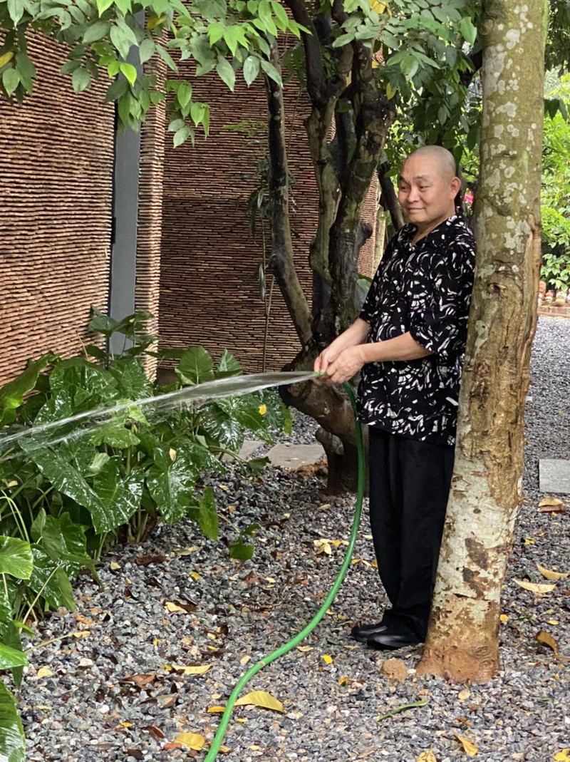 Ben trong “biet phu” o ngoai thanh cua danh hai Xuan Hinh-Hinh-10