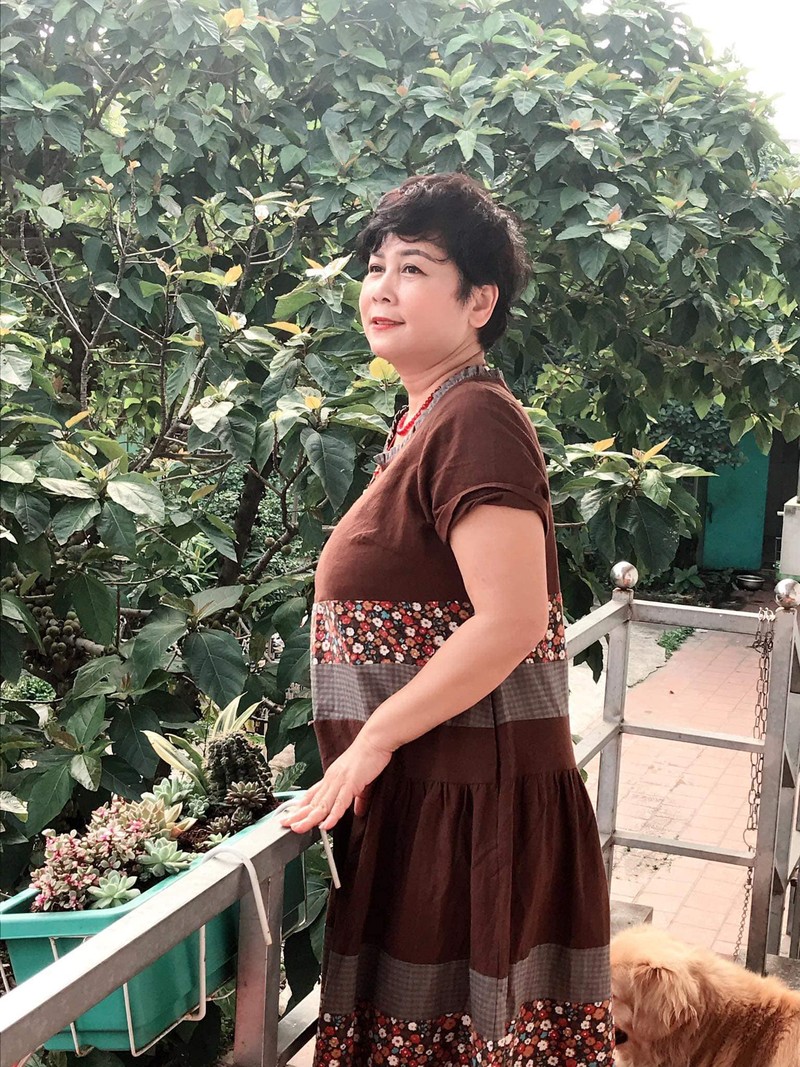 Bên trong nhà vườn 20.000 m2 ngập hoa trái của NSND Minh Hằng - Hình 2 Ben trong nha vuon 20.000 m2 ngap hoa trai cua NSND Minh Hang-Hinh-2