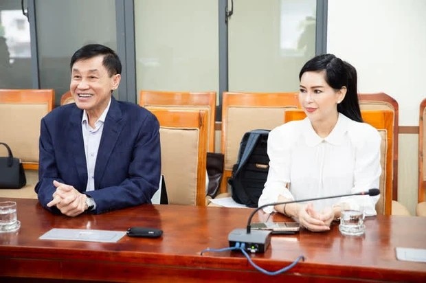 CEO Le Hong Thuy Tien nhan sac “khong ti vet” o tuoi 53-Hinh-7