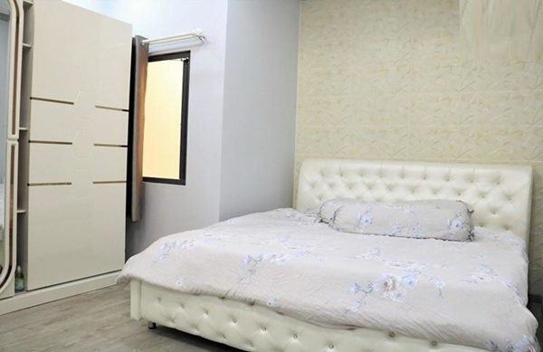 Can canh ngoi nha 100 m2 cua Le Duong Bao Lam-Hinh-8