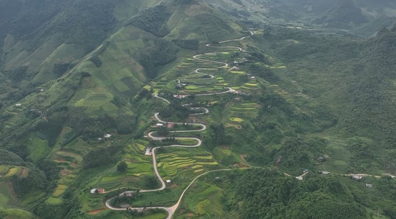 Doc dao “vua deo” Na Tenh voi 20 khuc cua o Cao Bang-Hinh-2