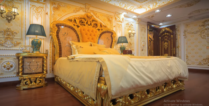 Tận mục biệt thự dát vàng mọi góc của đại gia Bắc Ninh - Hình 12 Tan muc biet thu dat vang moi goc cua dai gia Bac Ninh-Hinh-12