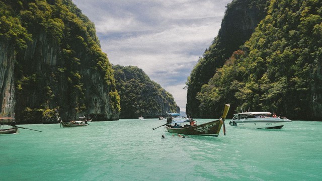 Viet Nam va Thai Lan la hai vien ngoc noi tieng Dong Nam A