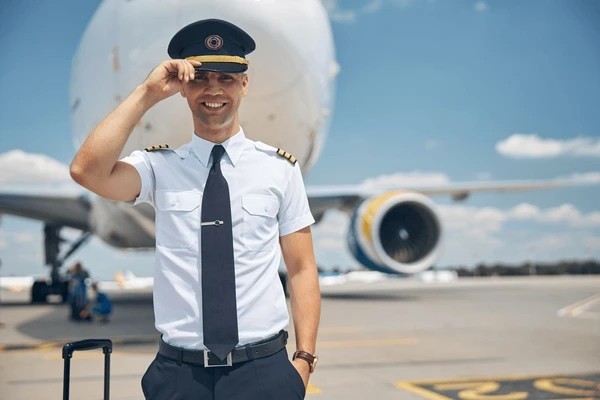 Top 10 ngành nghề lương cao nhất Việt Nam - Hình 3 Top 10 nganh nghe luong cao nhat Viet Nam-Hinh-3