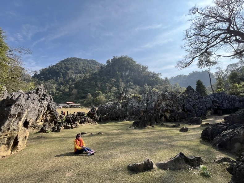 Hang Tau - “lang nguyen thuy” 3 khong tren cao nguyen Moc Chau-Hinh-6