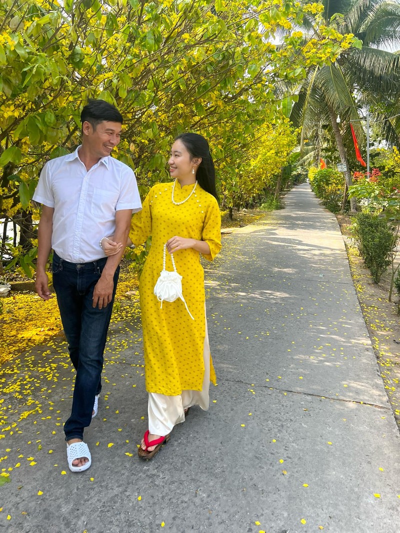 Nam nghe si cuoi vo xinh dep chua co con chung van hanh phuc-Hinh-2