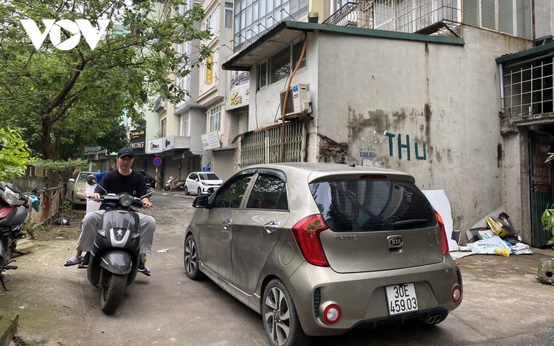 Nhung ngoi nha sieu nho an ngu via he, long duong o Ha Noi-Hinh-9