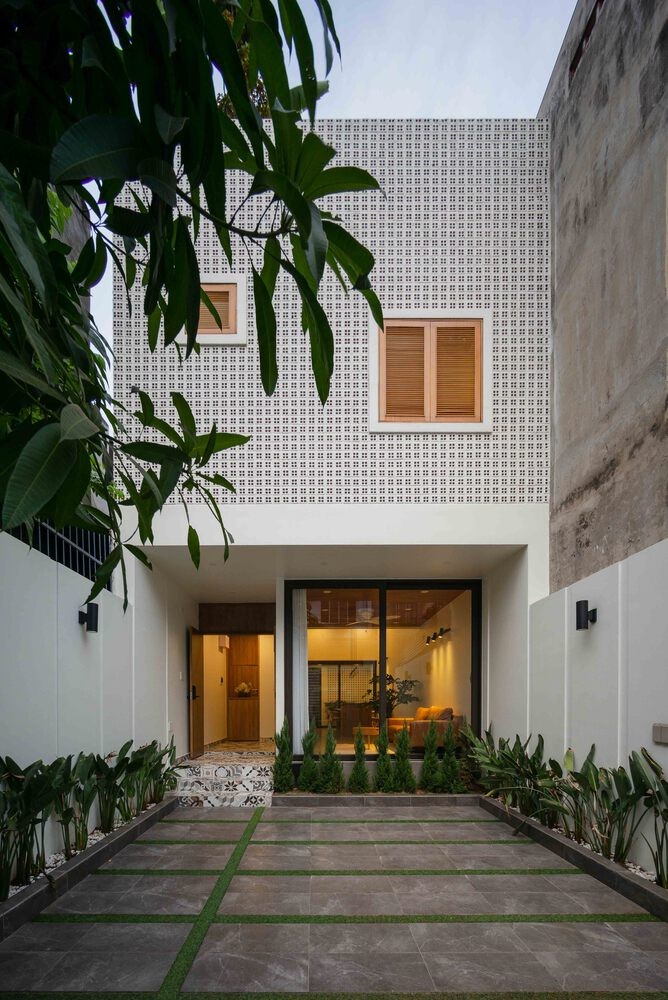 Nhà ống đẹp hoàn hảo tại Đồng Nai chỉ với 2 tỷ đồng - Hình 2 Nha ong dep hoan hao tai Dong Nai chi voi 2 ty dong-Hinh-2