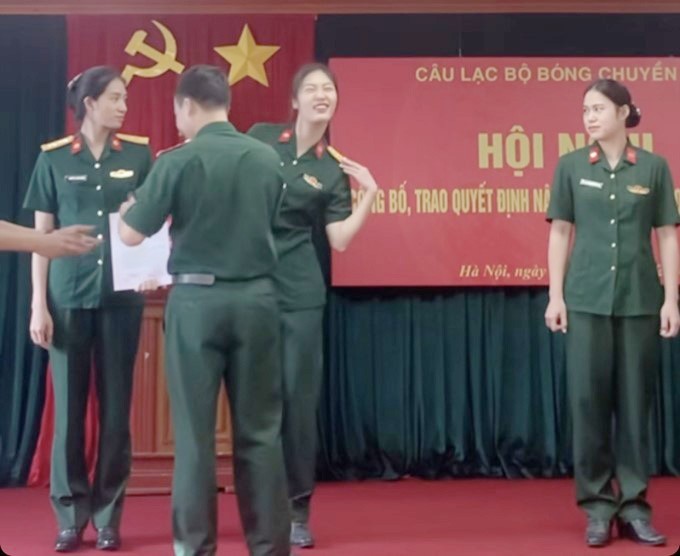 “Thanh nu bong chuyen” Viet Huong khoe tin vui “nang vai“-Hinh-2