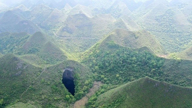 “Ho troi’ khong lo chua dieu ki dieu ben trong ai cung sung sot