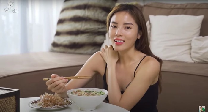 Ben trong can ho cao cap cua Hoa hau Nguyen Cao Ky Duyen-Hinh-4