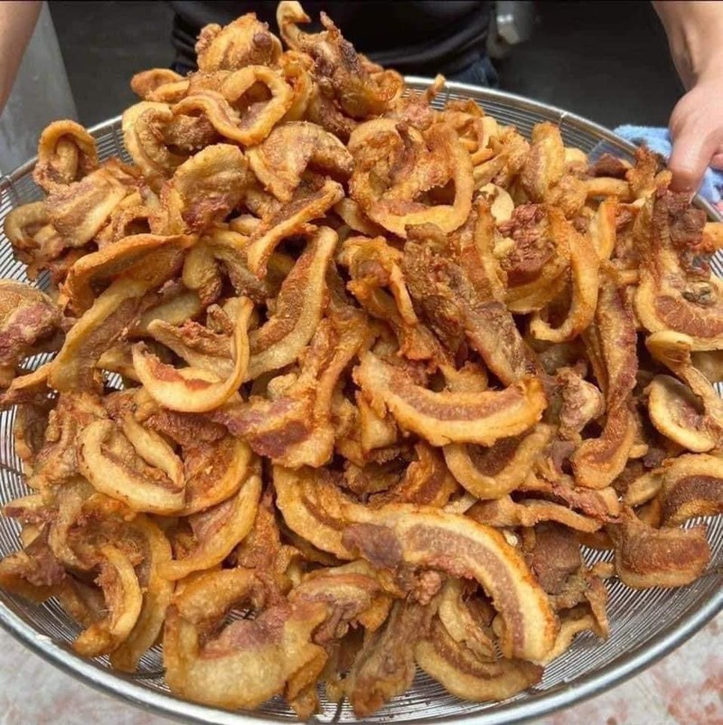 Mon an “nha ngheo” bong hoa dac san khien dan Ha Noi me met