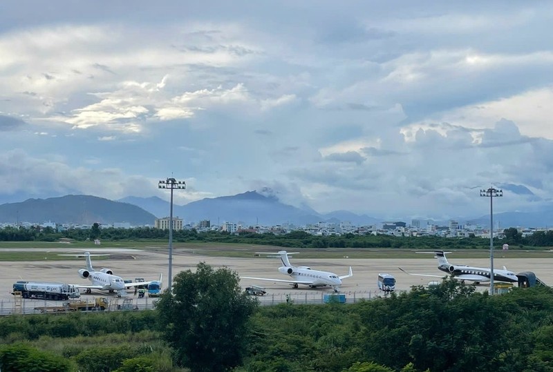 Can canh dan chuyen co hang sang vua do bo san bay Da Nang-Hinh-11