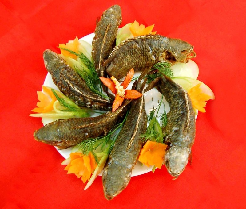 Dac san tien vua nghe ten “nguong chin mat” duoc dan pho lung mua-Hinh-7