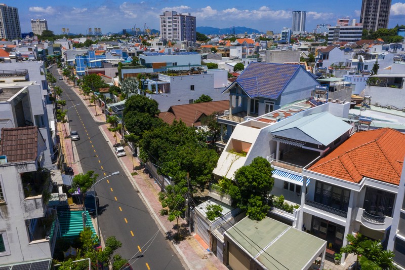 Nha ong co mai doc keo xuong tang 2 doc dao o Vung Tau