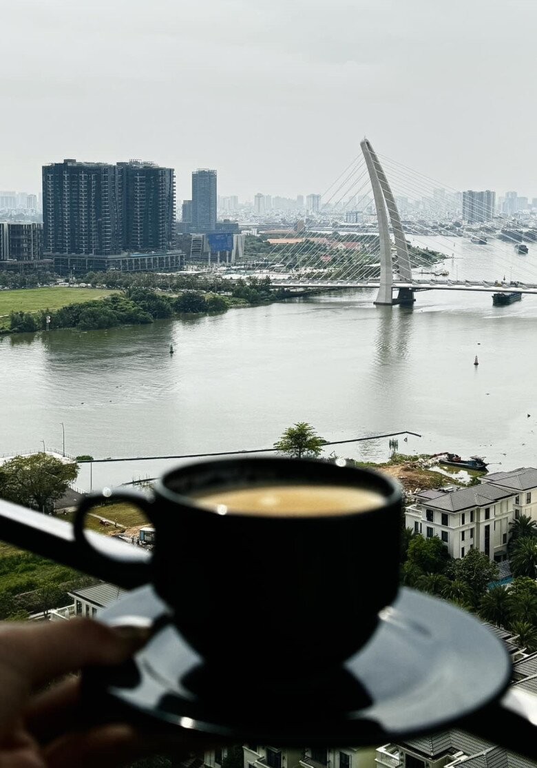 Ben trong nha moi co view dat gia cua Bui Ly Thien Huong-Hinh-11