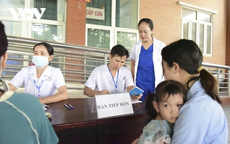 Nguoi dan huong loi gi tu thay doi ve chinh sach BHYT?-Hinh-4