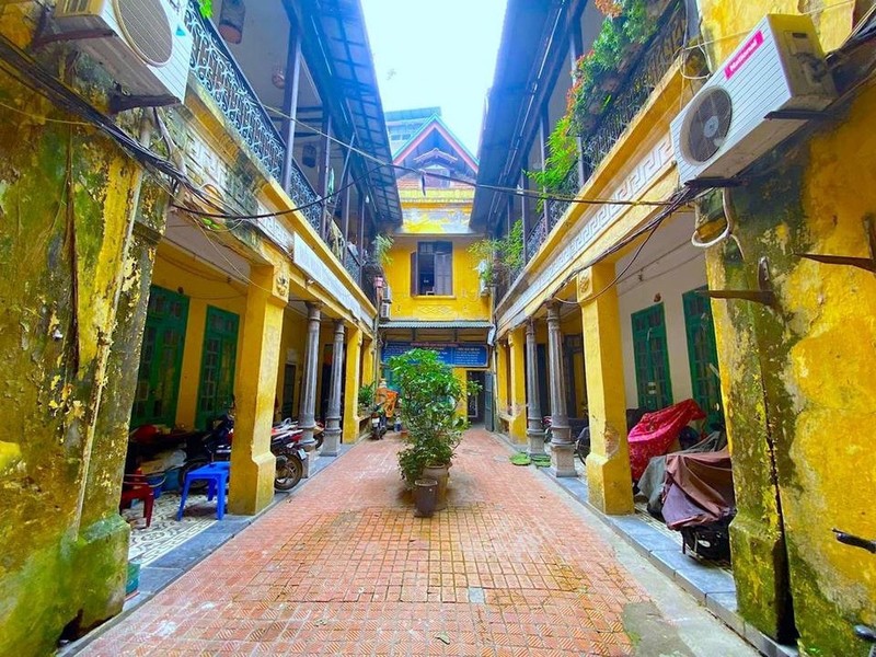 Biet thu tram tuoi cua dai gia giau nhat pho co Ha Noi xua-Hinh-12