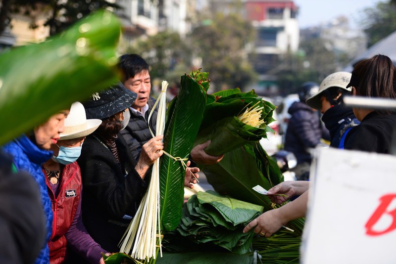 Can Tet, cho la dong lau doi nhat Ha Noi tap nap-Hinh-12