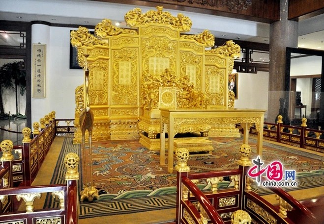 Can canh “sieu biet phu” toan go quy tri gia hon 600 ty dong-Hinh-6