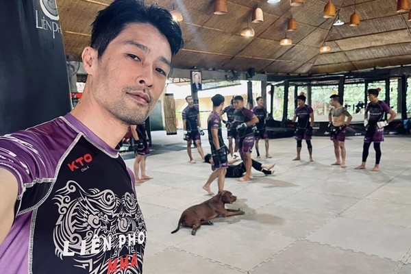 Can canh nha vuon 1.800m2 khong khac resort cua Johnny Tri Nguyen-Hinh-2