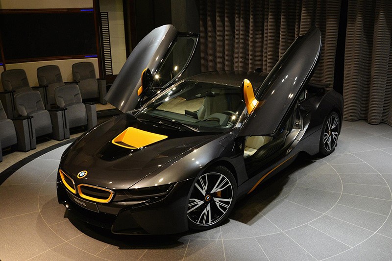 Ban doc BMW i8 danh rieng cho dai gia Abu Dhabi