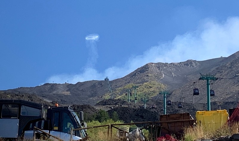 Bi an ve nhung vong khoi ky ao cua nui lua Etna-Hinh-2