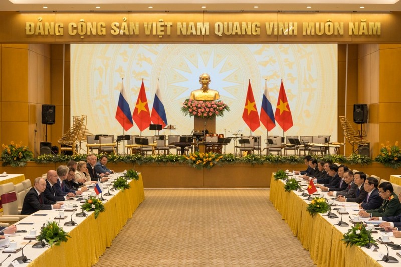 Thu tuong Pham Minh Chinh hoi kien Tong thong Lien bang Nga Vladimir Putin-Hinh-5