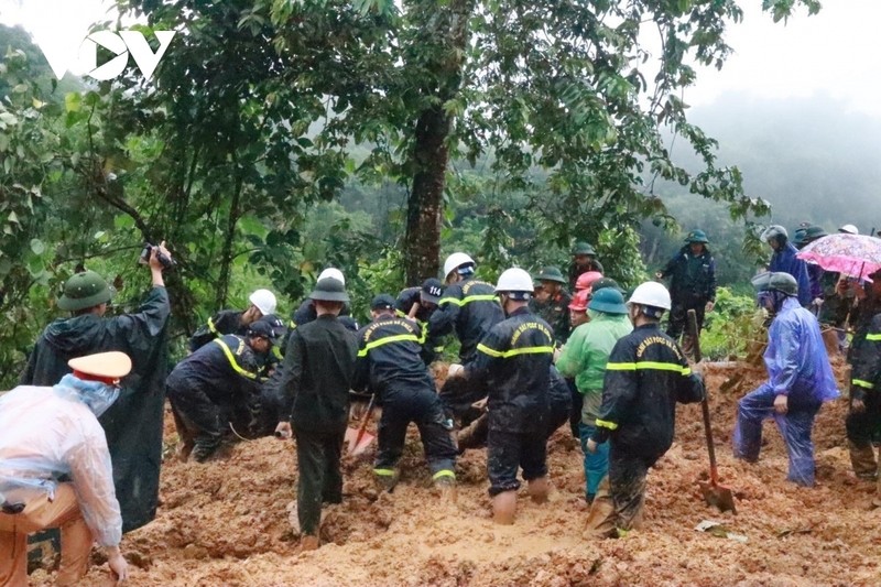 Sat lo 12 nguoi chet o Ha Giang: Am ap tinh nguoi trong hoan nan-Hinh-2