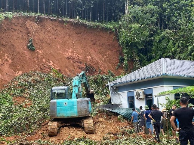 Mua lon keo dai, mot ban o Yen Bai bi co lap-Hinh-3