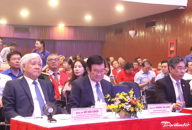 Chủ tịch Đỗ Văn Chiến dự Lễ phát động Tháng Nhân đạo cấp quốc gia năm 2025 Chu tich Do Van Chien du Le phat dong Thang Nhan dao cap quoc gia nam 2025