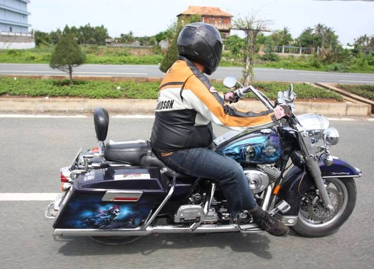 60 moto Harley Davidson ham ho dieu pho Sai Gon-Hinh-3