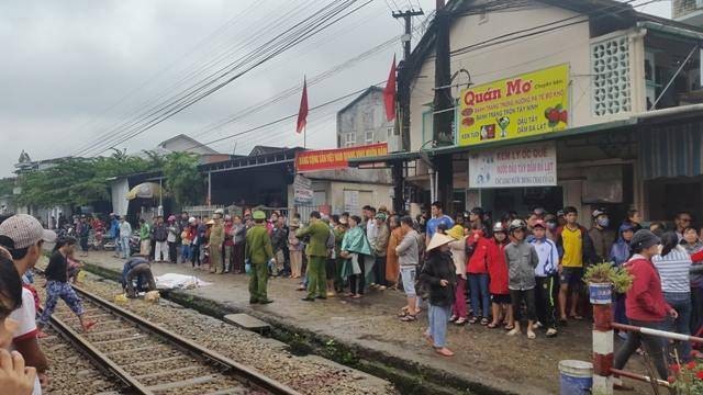 Hue: Thanh nien tre lao dau vao tau hoa tu tu