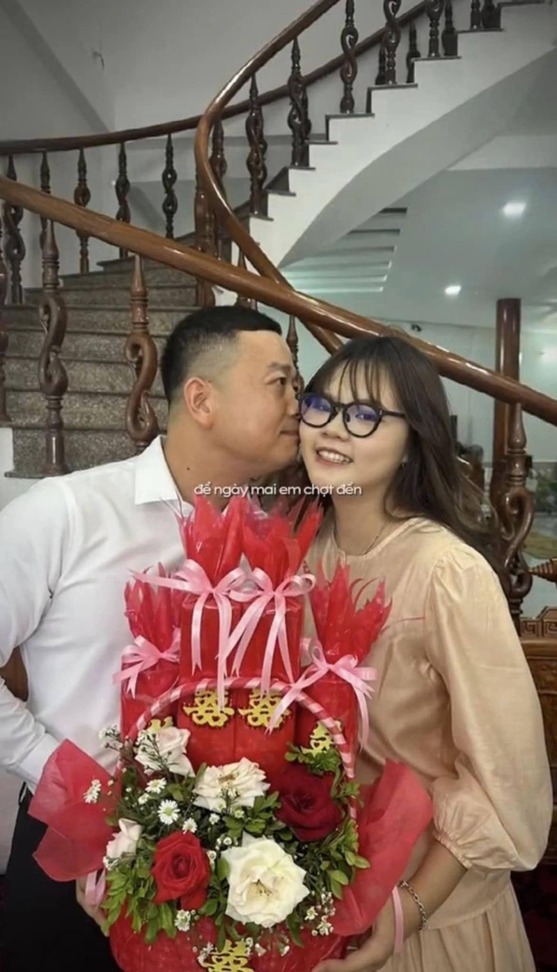 Cai ket chuyen tinh “chu - chau” cach nhau 20 tuoi “gay bao” MXH-Hinh-3