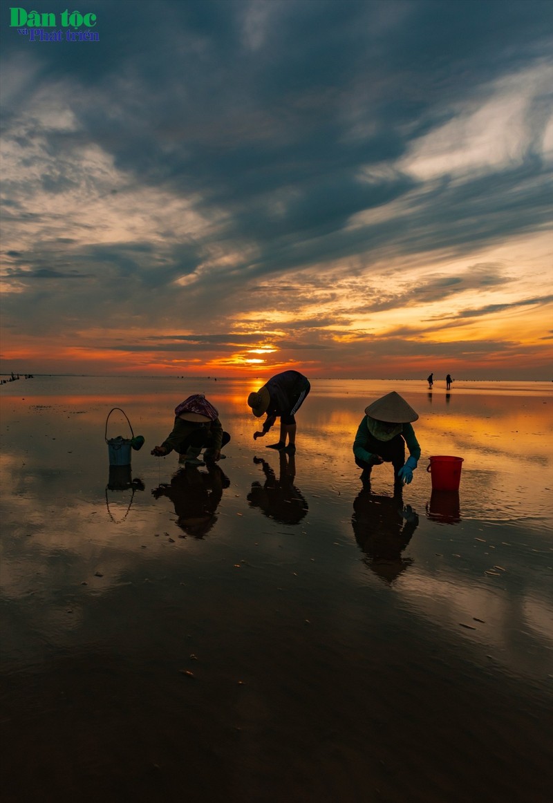 Ngam bien Quang Lang “ao dieu” trong anh binh minh-Hinh-4