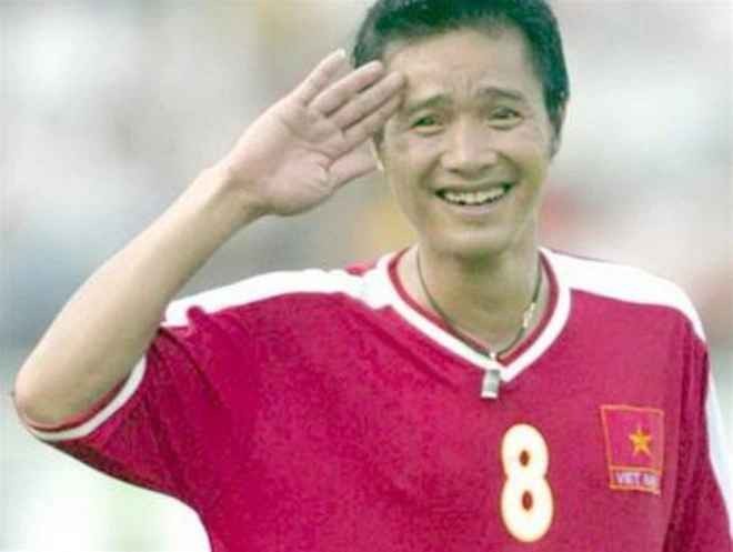 Nhin lai qua khu cau thu Nguyen Hong Son vua duoc FIFA vinh danh-Hinh-7