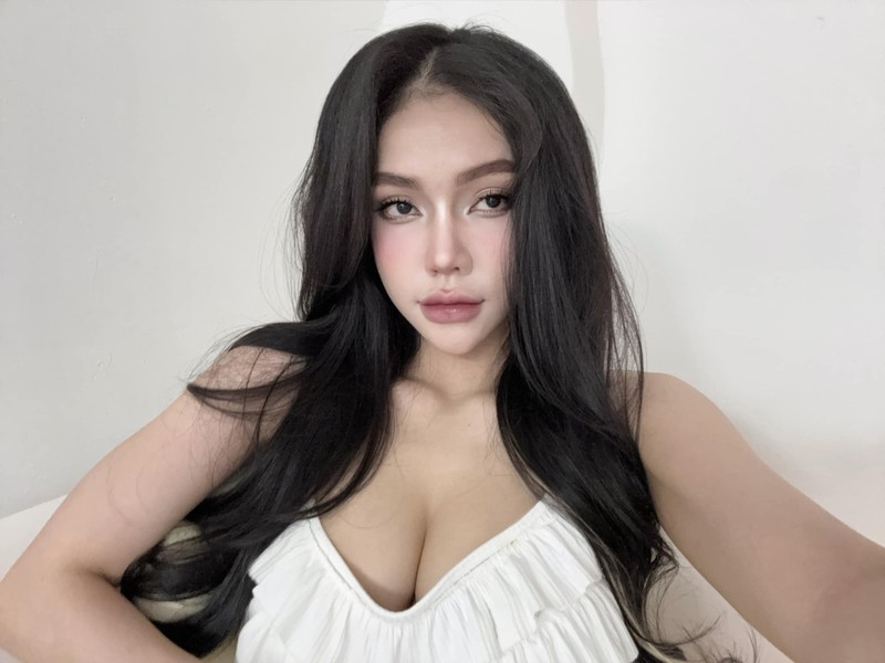 Ngam khong biet chan loat anh goi cam cua hot girl Sai Thanh-Hinh-4