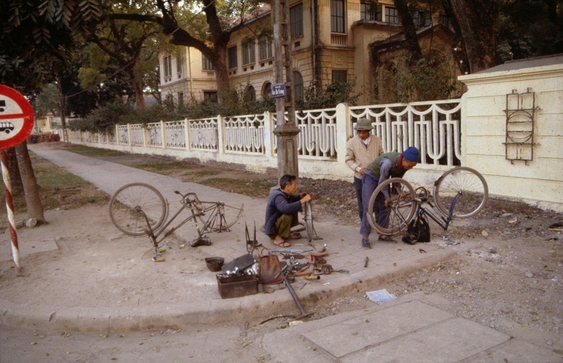 Chum anh vo gia ghi lai Ha Noi nhung nam 1980-1982-Hinh-11