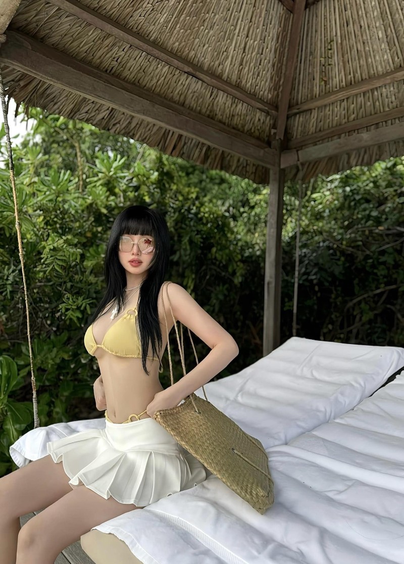 “De nhat hot girl” trung thanh voi mai toc den truyen thong-Hinh-4