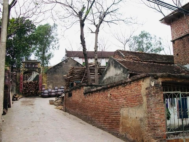 Ve yen binh cua lang que Bac Bo chup vao nam 2005-Hinh-3