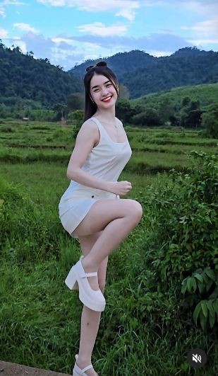 “Son nu” gay that vong khi suot ngay nhay lac hong, khoe dang-Hinh-3