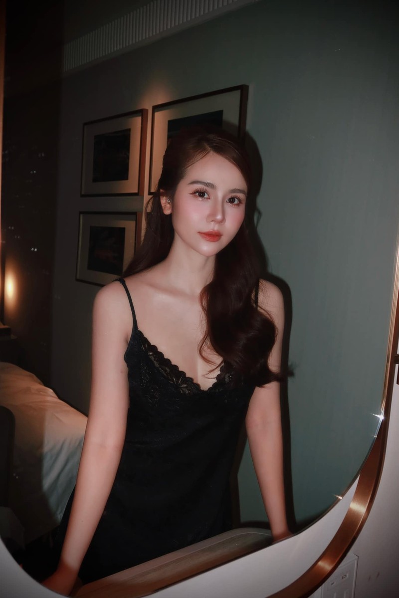 Hot girl doi dau Huyen Lizzie tuoi U40 so huu lan da “khong tuoi“-Hinh-2