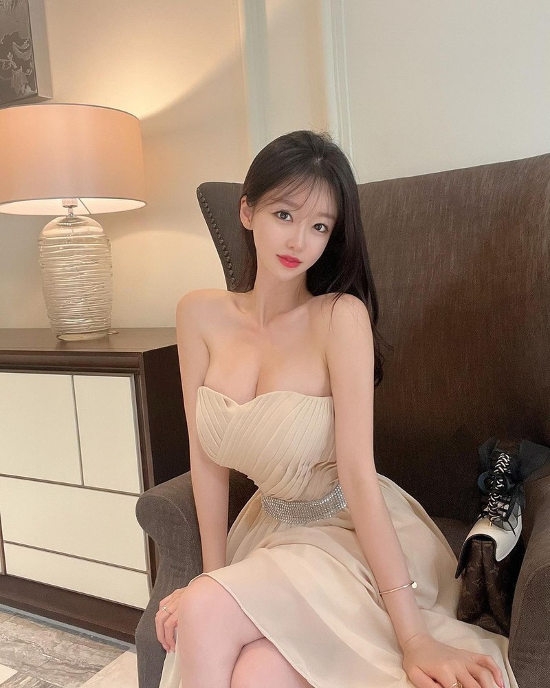 Hinh anh hien tai cua “hot girl do xang” tung gay “bao” mang-Hinh-10