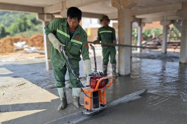 Nhung mai nha dau tien o khu tai dinh cu Lang Nu-Hinh-7