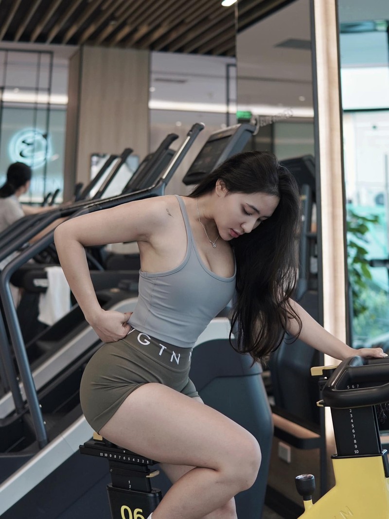 Hot gym phong gym so huu than hinh sieu thuc nhin la me-Hinh-3