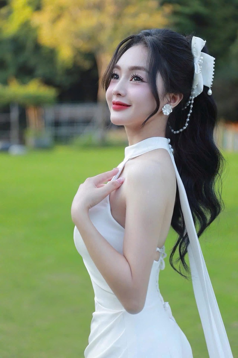 Co dau Nung 22 tuoi khien MXH xon xao vi nhan sac cuc pham-Hinh-6