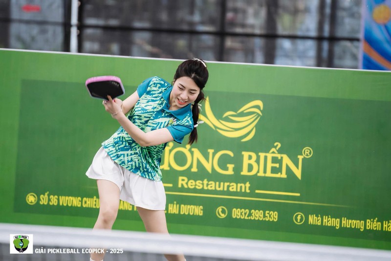 Em gai Van Toan khoe chien tich sau thoi gian tham gia pickleball-Hinh-3