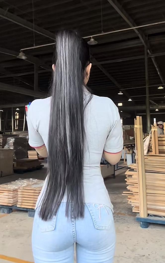 Co cong nhan viral khap MXH voi nhung man khoe dang gay tranh cai-Hinh-7