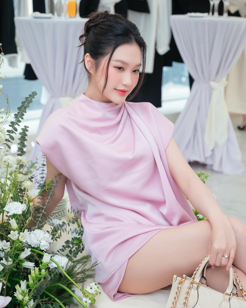 Vo Doan Van Hau xuat hien voi 